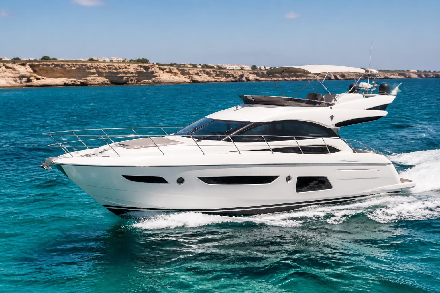 Private boat trip to Comino (Blue Lagoon, Crystal Lagoon and Caves) photo 4