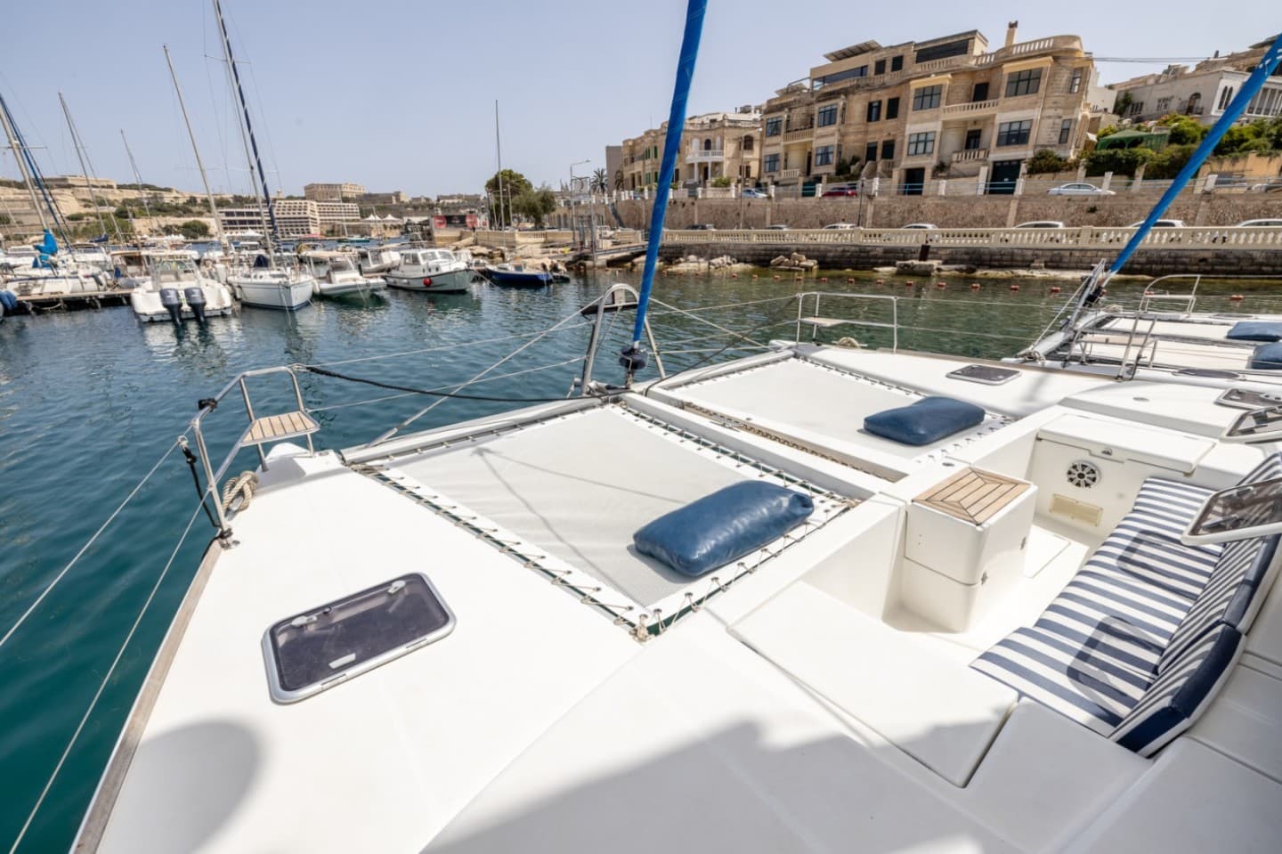 Catamaran lagoon 440 PUPA MIA photo 9