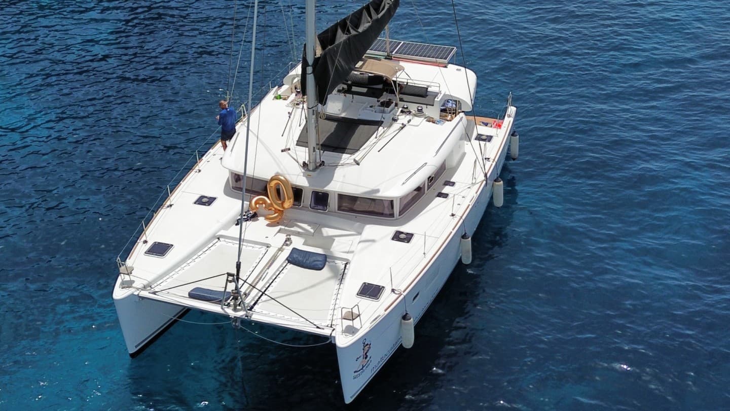Lagoon 450, 4 cabins photo 8