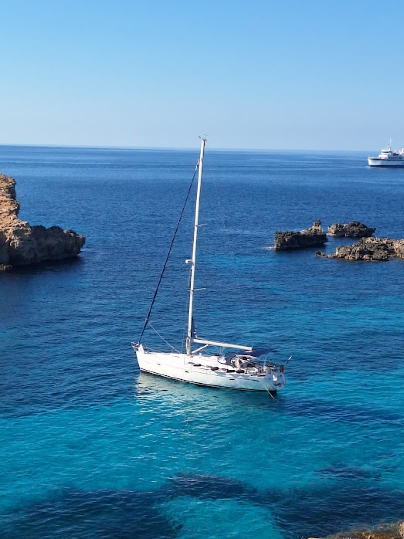 Pura Vida I - Luxury Sailing Yacht - Full-day & Sunset Charters...! photo 8