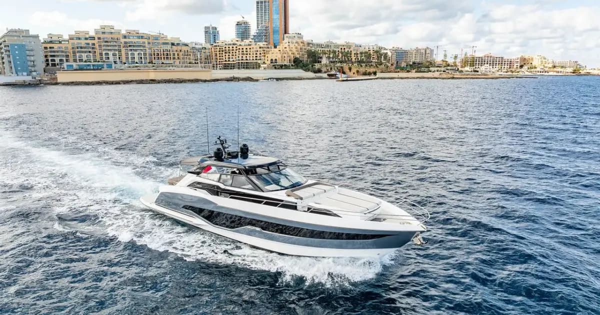 Sunseeker Superhawk 55