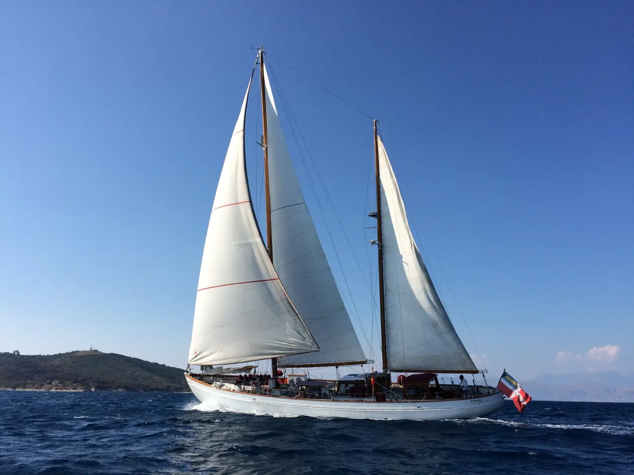Paul Molich Sailing